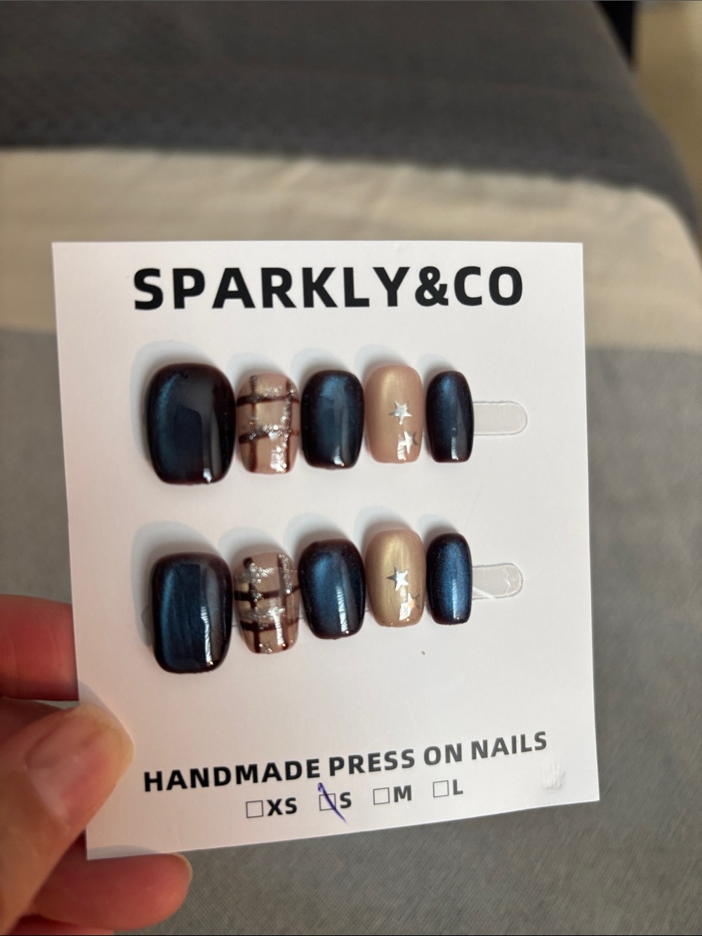 Sparkly&Co Kids Handmade Press-On Nails – Navy & Beige Star Accent